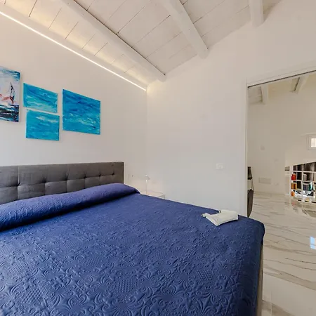 30 Terrazza Bordonaro *