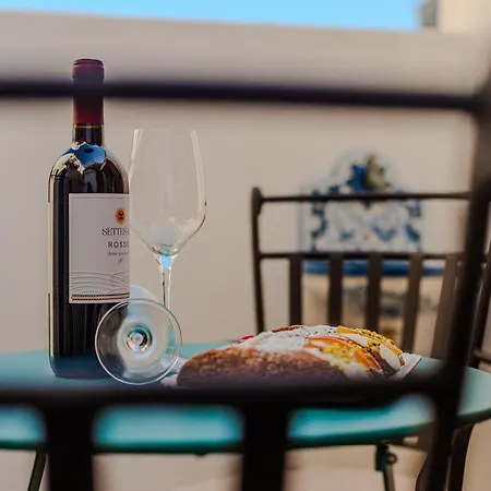 30 Terrazza Bordonaro * Cefalù