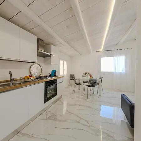 30 Terrazza Bordonaro Daire *