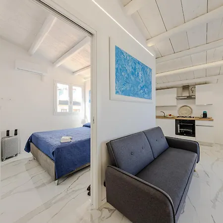30 Terrazza Bordonaro Apartment
